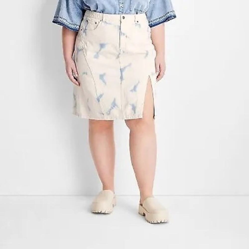 Future collective denim skirt light wash Size 18